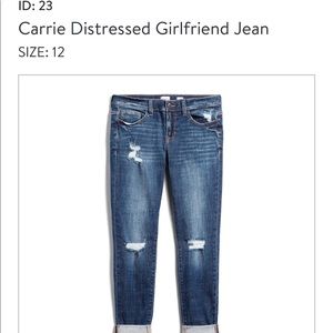 Distressed GIRLFRIEND Jeans